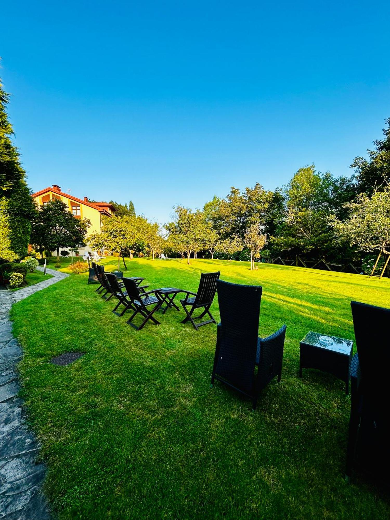 La Casina De La Arquera Villa Llanes Bagian luar foto